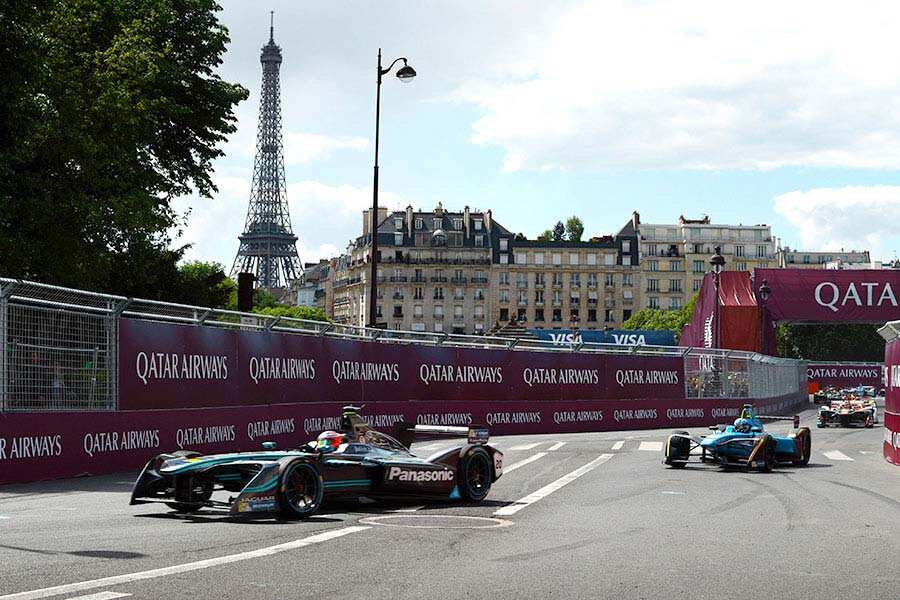 Jaguar Racing Paris.